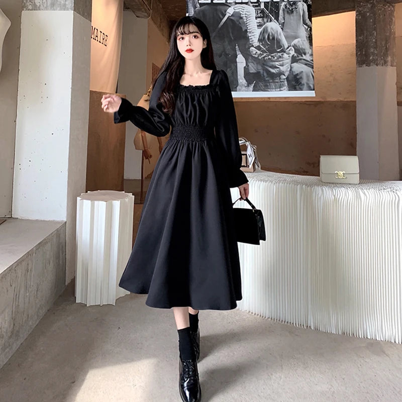 Black Long Loose  Sweet Square Collar Elegant Dress for Spring and Autumn.